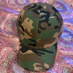 Camouflage Ball Cap. Velcro adjustable.
